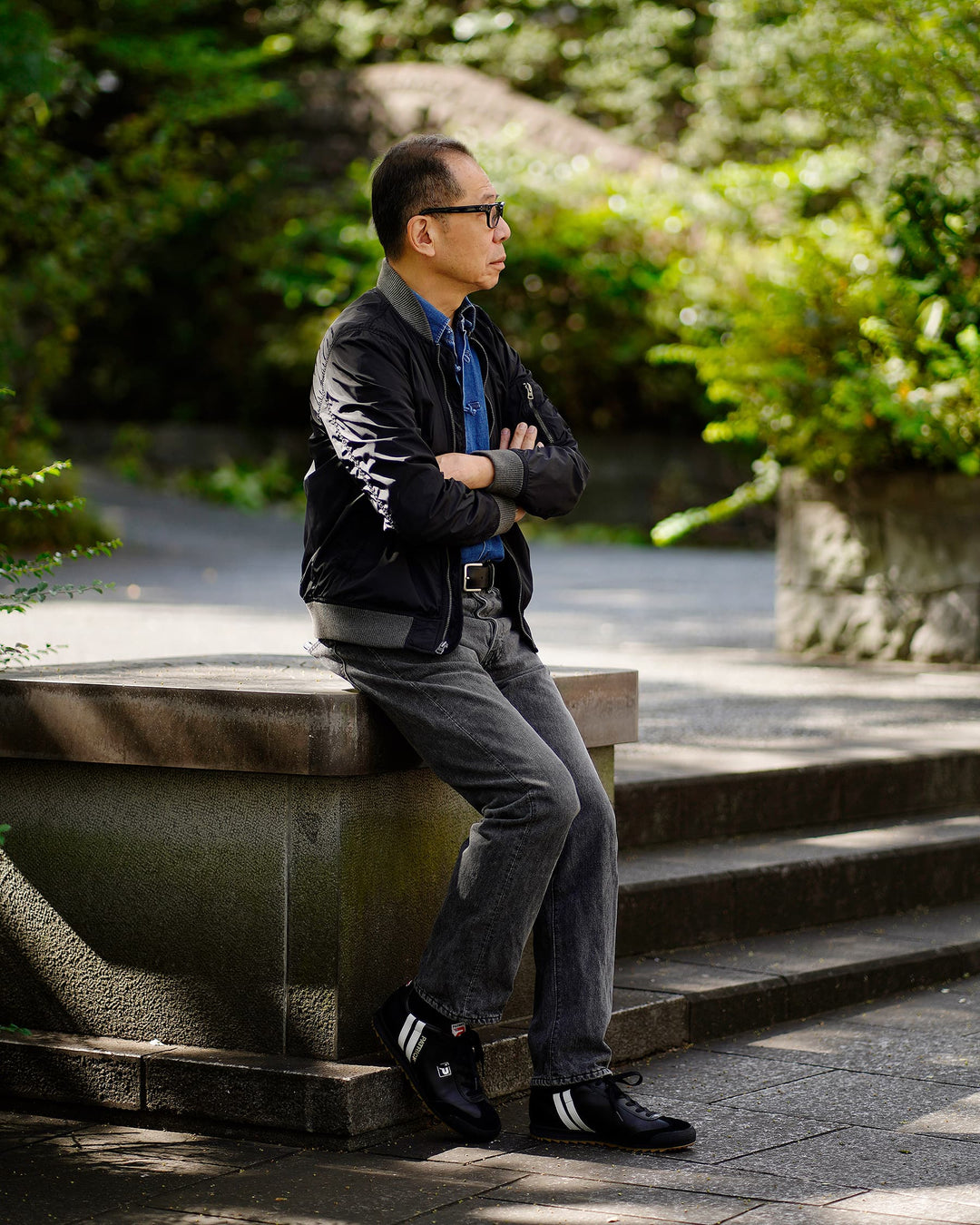 石川友也
