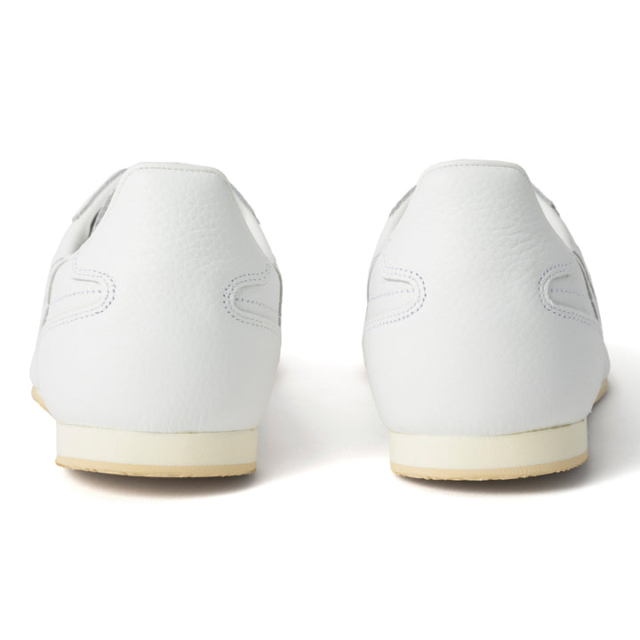 【使用2回のみ美品】PATRICK ダチア ウォータープルーフ　白　38 ダチア・シュリンク ウォータープルーフ｜DATIA-S WP（WHT