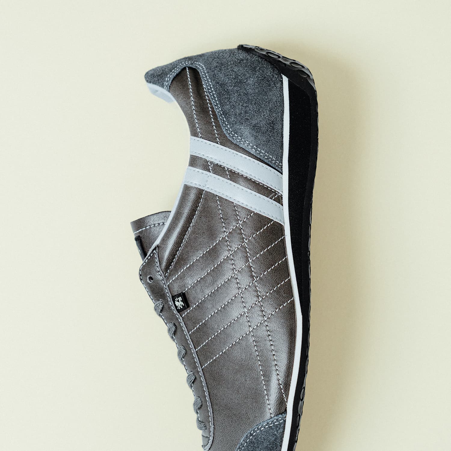 【極美品】パトリック スニーカー ナイロン スエード グレー/レッド 36 極美品】パトリック スニーカー ナイロン スエード グレー